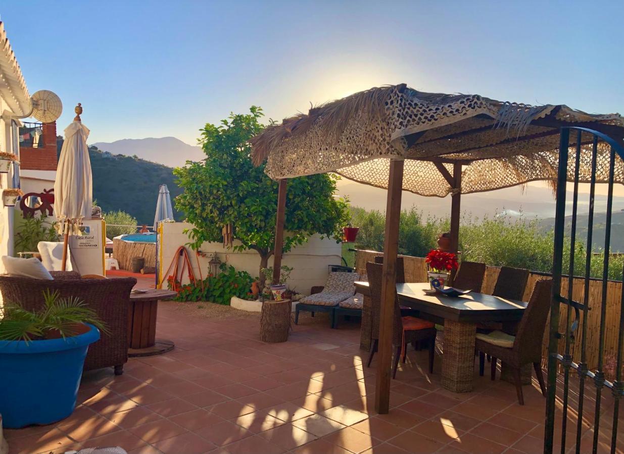 Casa Ganesha Villa Comares Екстериор снимка