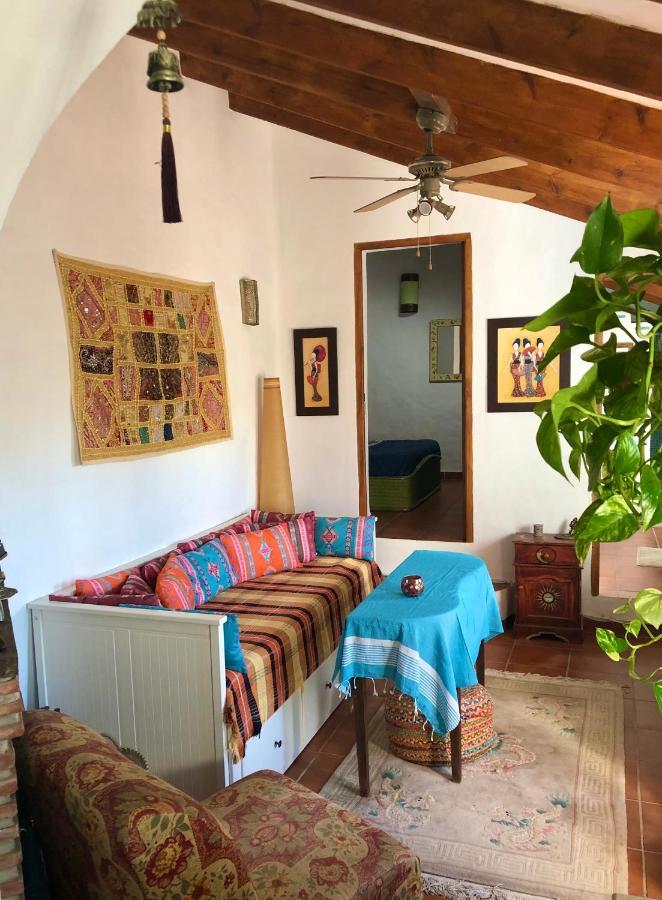 Casa Ganesha Villa Comares Екстериор снимка